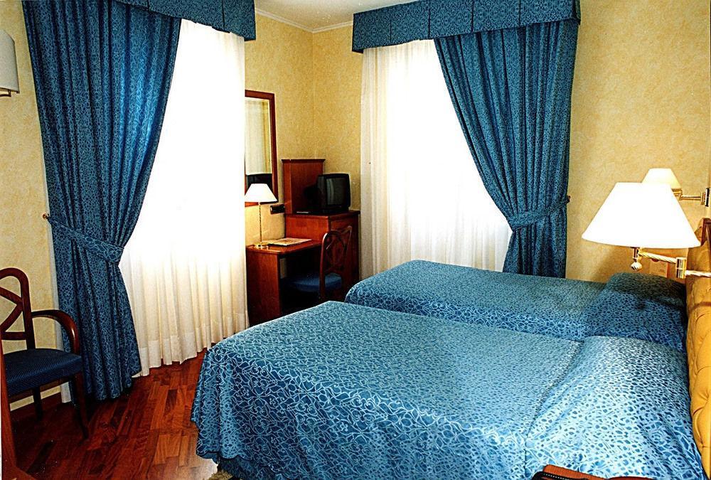 Hotel Antico Masetto Lamporecchio Phòng bức ảnh